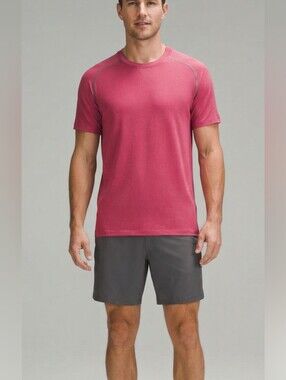 Lululemon Men's Pink Metal Vent Tech Short Sleeve Crew Neck Training T Shirt! M